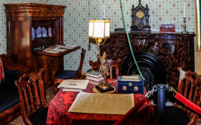 Library in the childhood home of William Howard Taft in WH Taft NHS