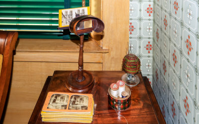 Wooden Stereoscope in the library of the childhood home of William Howard Taft in WH Taft NHS