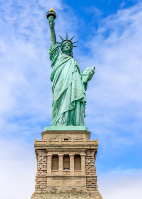 Straight on view of the Statue of Liberty from the Liberty Island walkway in Statue of Liberty NM