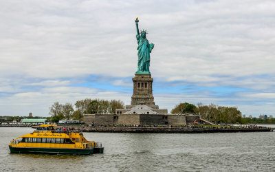Liberty Island from the ferry boat in New York Harbor in Statue of Liberty NM