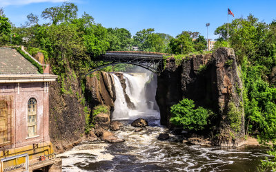Hydroelectric Plant and Paterson Great Falls in Paterson Great Falls NHP