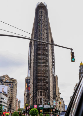 22-story Flatiron building (built in 1902) on Fifth Avenue in New York City