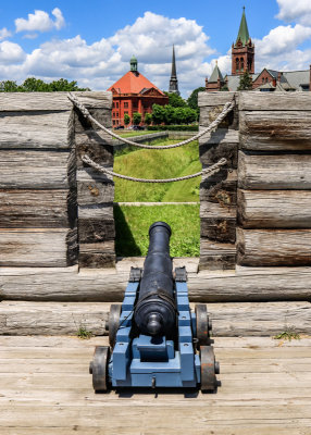 Bastion cannon pointed through an embrasure in Fort Stanwix NM