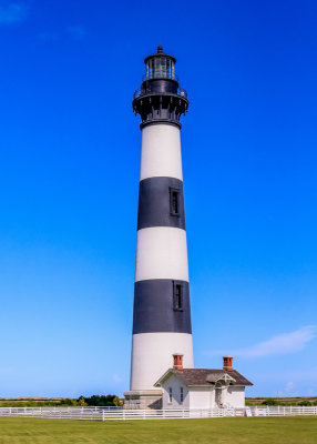 Bright late afternoon sunlight on the Bodie Island Lighthouse in Cape Hatteras NS