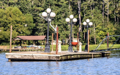 Extravagant floating dock in Chickamauga Lake