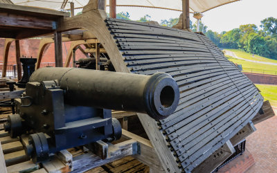 42-pounder Army rifle and iron railroad rails for added protection on the USS Cairo in Vicksburg NMP 