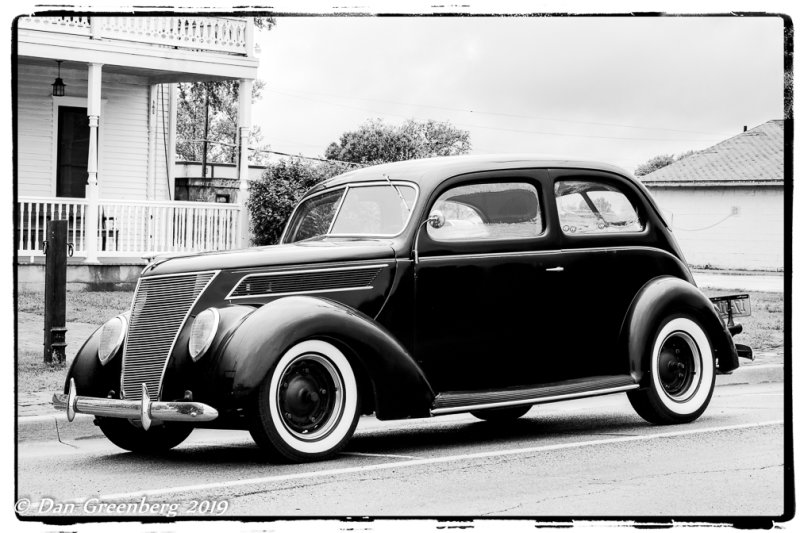 1937 Ford