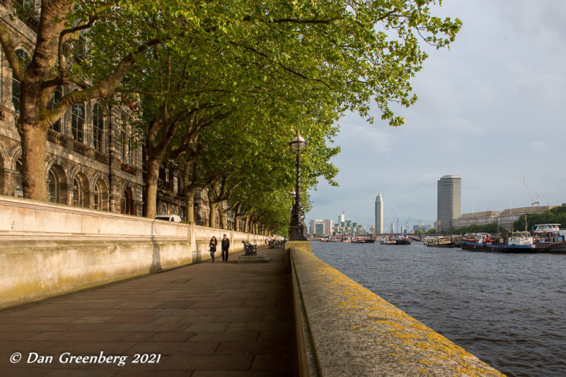 A Walk Along the Thames