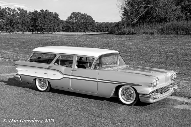 1958 Pontiac Chieftain Safari