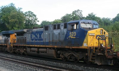 523