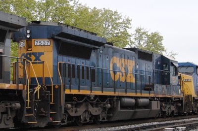 7537