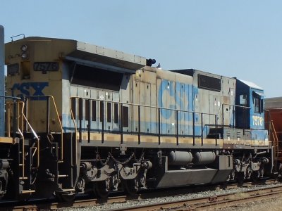 7576