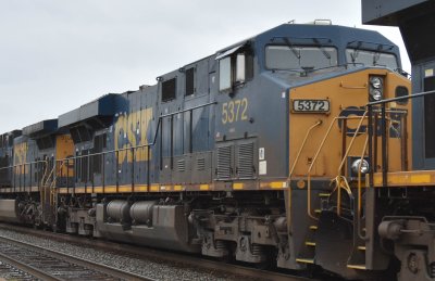 5372