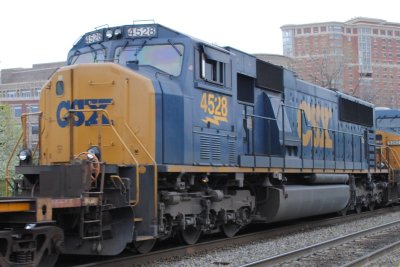 4528