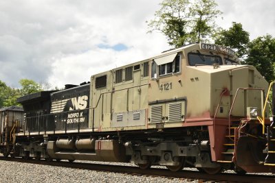 4121