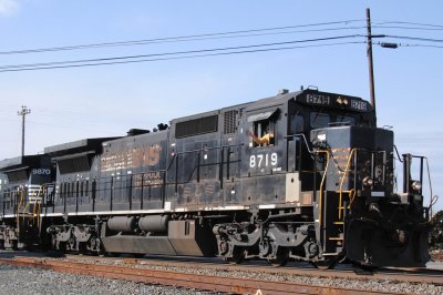 8719