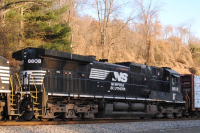 8808