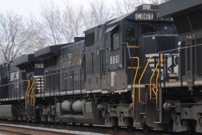 8861