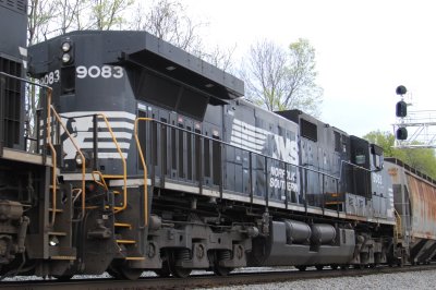 9083