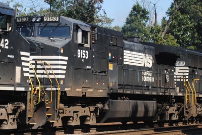 9153