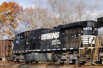 9273