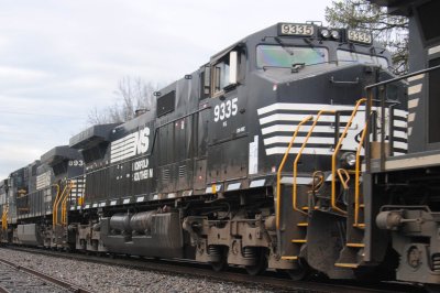 9335