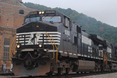 9392