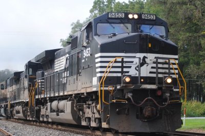 9453