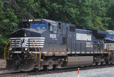 9525