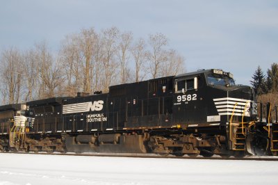 9582
