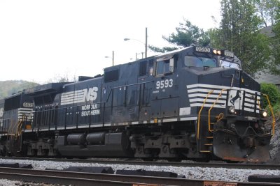 9593