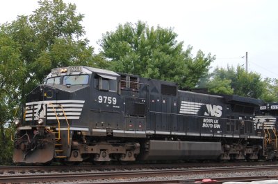 9759