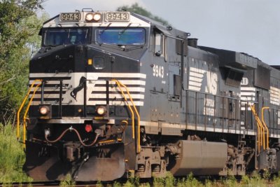 9943