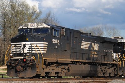 9958
