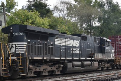 9028