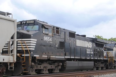 9654