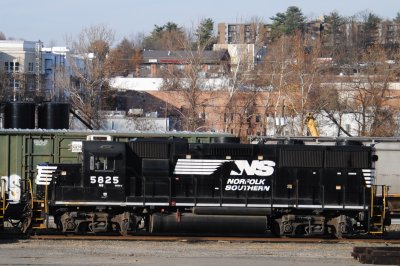 GP38-2 