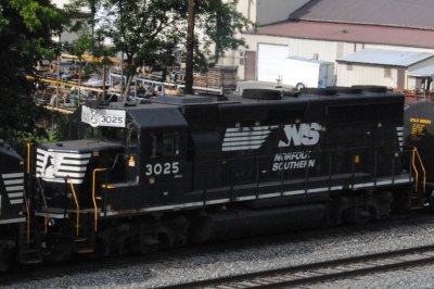 GP40-2 