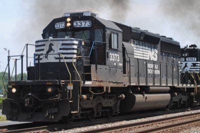 3373