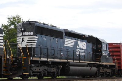 3422