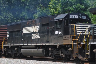 6564