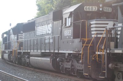 6683