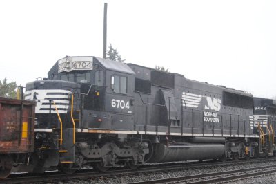 6704
