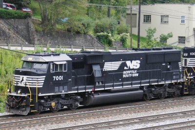 7001