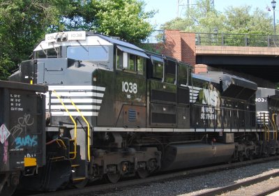 1038