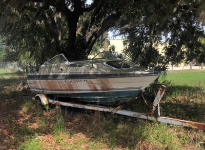 sad old boat 