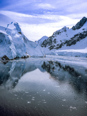 Antarctic Peninsula Fujichrome 2017-22.jpg