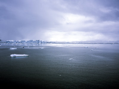 Antarctic Peninsula Fujichrome 2017-12.jpg