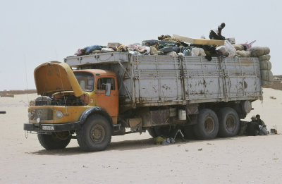 big.truck.mauritania.jpg