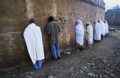 Devout Ethiopians praying.jpg